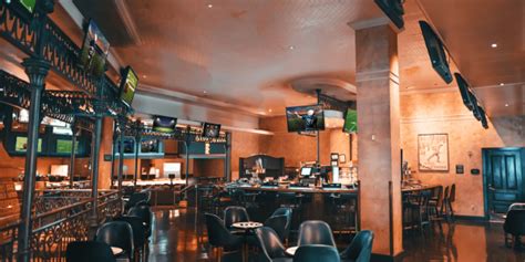 Paris Race & Sports Book .